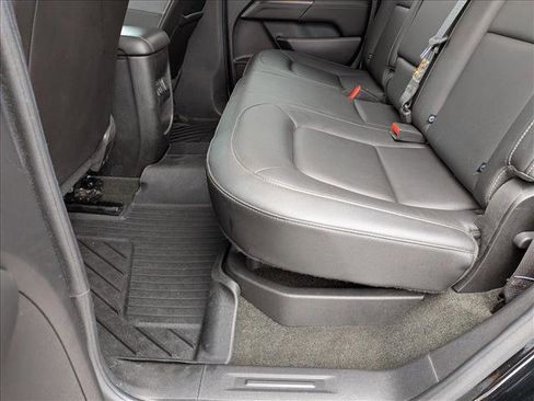 Used 2018 GMC Canyon SLT w/ Driver Alert Package image 19