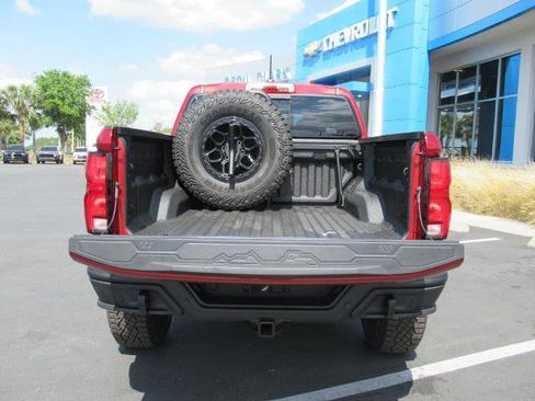 New 2025 Chevrolet Colorado ZR2 w/ ZR2 Bison Edition image 6