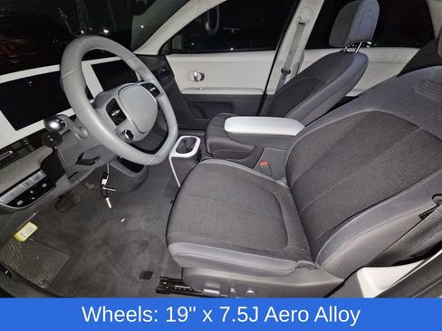 Certified 2024 Hyundai Ioniq 5 SEL image 7