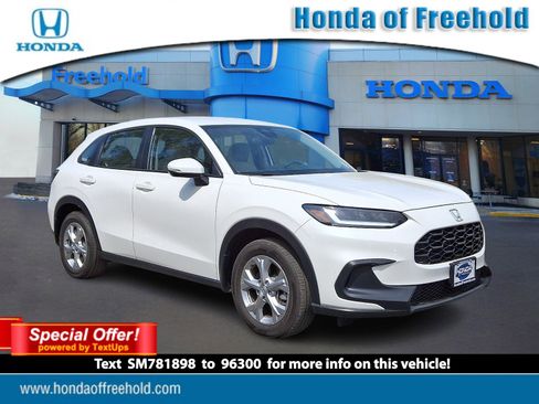 Used 2025 Honda HR-V LX image 1