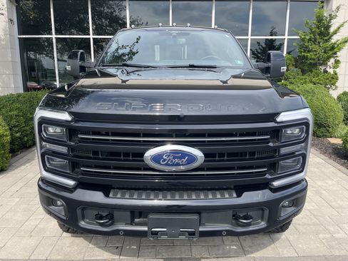 Used 2026 Ford F350 Platinum w/ Tremor Off-Road Package AWD/4WD image 2