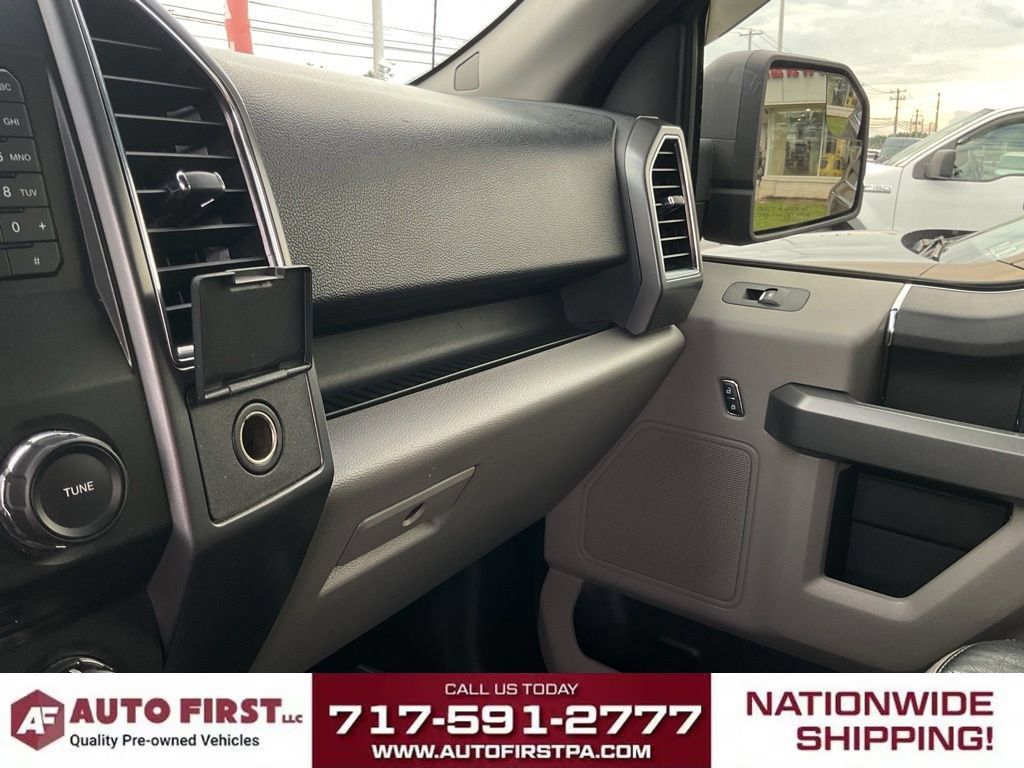 Used 2017 Ford F150 XLT AWD/4WD image 30