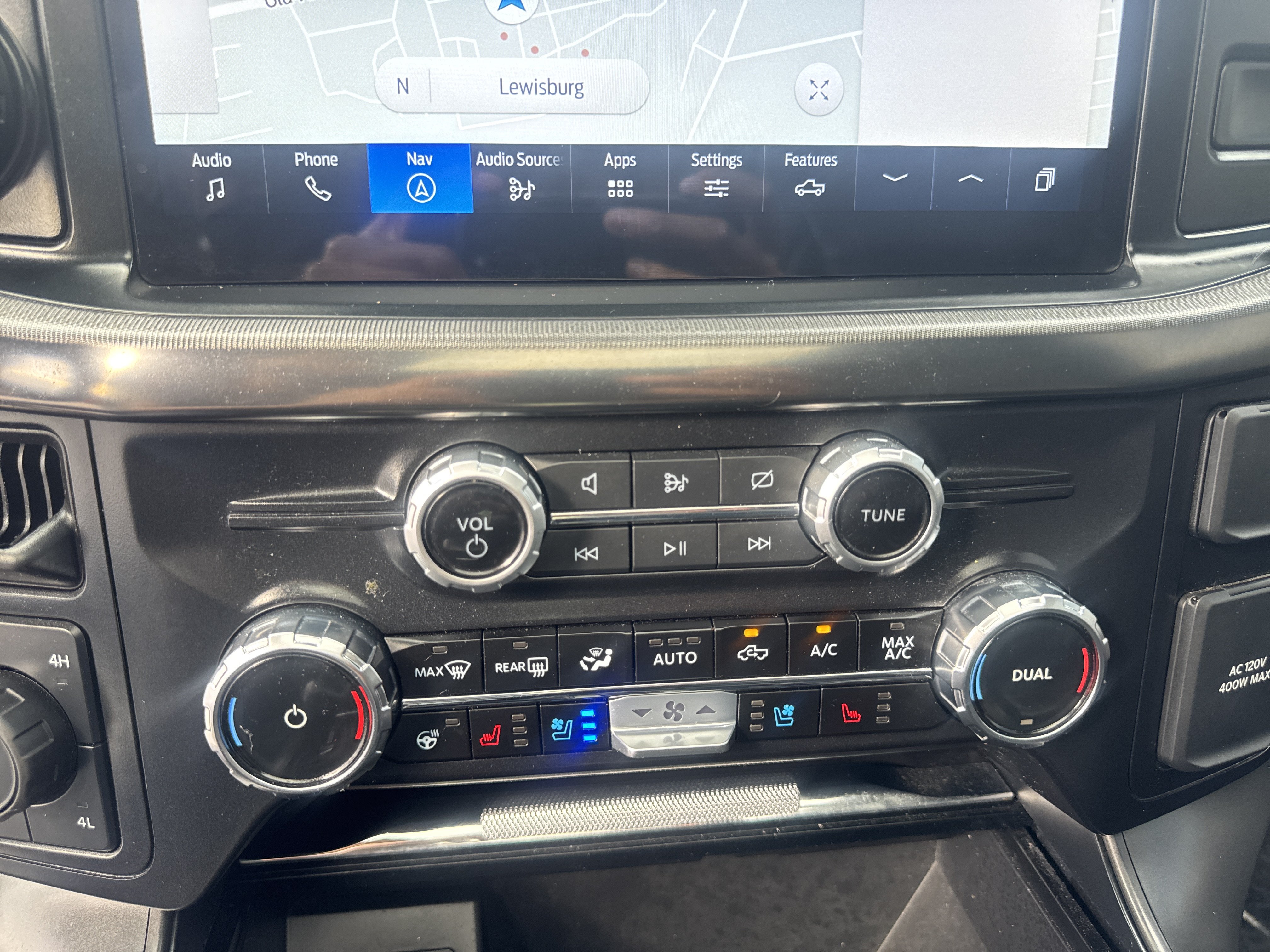 Certified 2024 Ford F150 Lariat AWD/4WD image 25