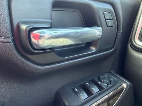 Used 2019 Chevrolet Silverado 1500 LT w/ Texas Edition image 19