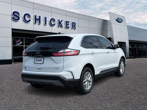 Used 2024 Ford Edge SEL AWD/4WD image 2