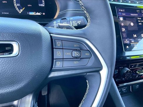Used 2025 Jeep Grand Cherokee L Laredo w/ Luxury Tech Group I AWD/4WD image 24