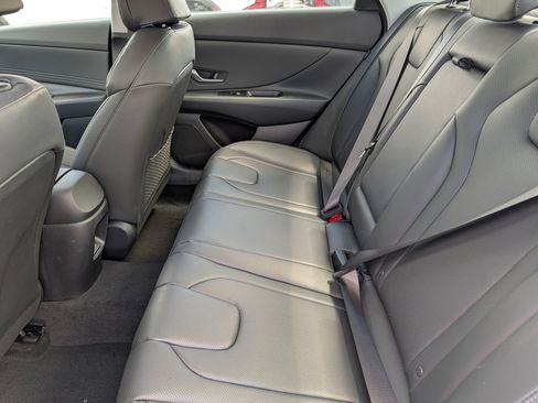 New 2026 Hyundai Elantra Limited FWD image 8