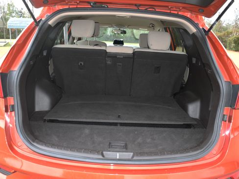 Used 2017 Hyundai Santa Fe Sport image 16