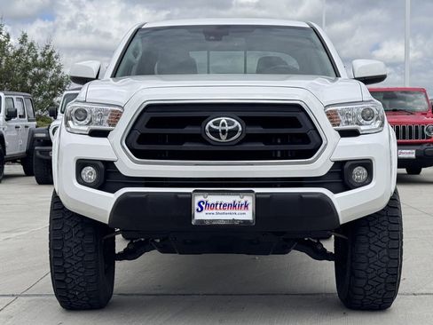 Used 2023 Toyota Tacoma SR5 image 7