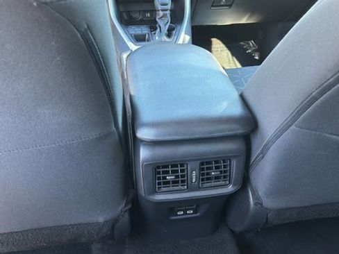Used 2024 Toyota RAV4 XLE image 20