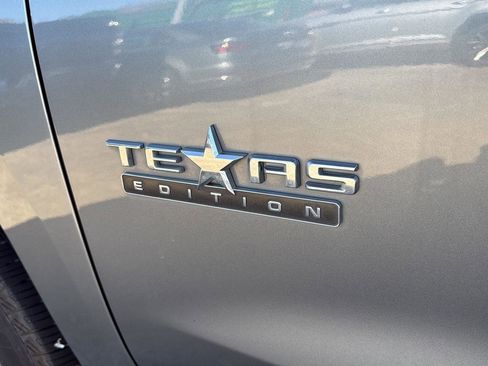 Used 2020 Chevrolet Silverado 1500 RST w/ Texas Edition image 10