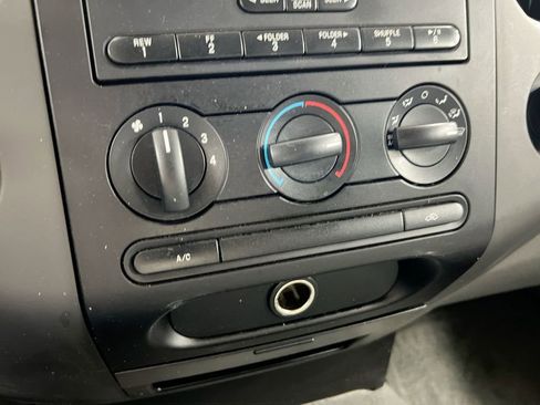 Used 2007 Ford F150 XLT image 15