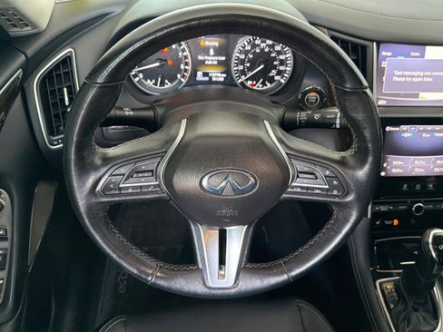Used 2018 INFINITI Q50 Luxe w/ Sensory Package (Luxe) AWD/4WD image 16