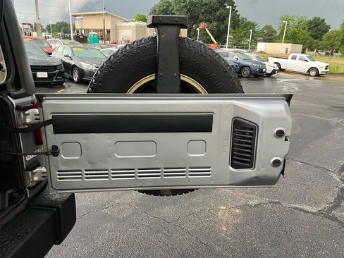 Used 2014 Jeep Wrangler Unlimited Sport w/ Quick Order Package 24S image 35