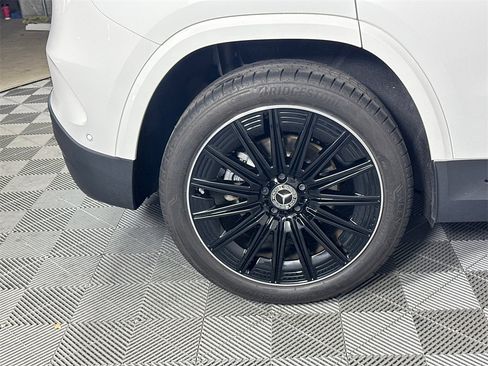 Certified 2025 Mercedes-Benz GLA 250 image 19