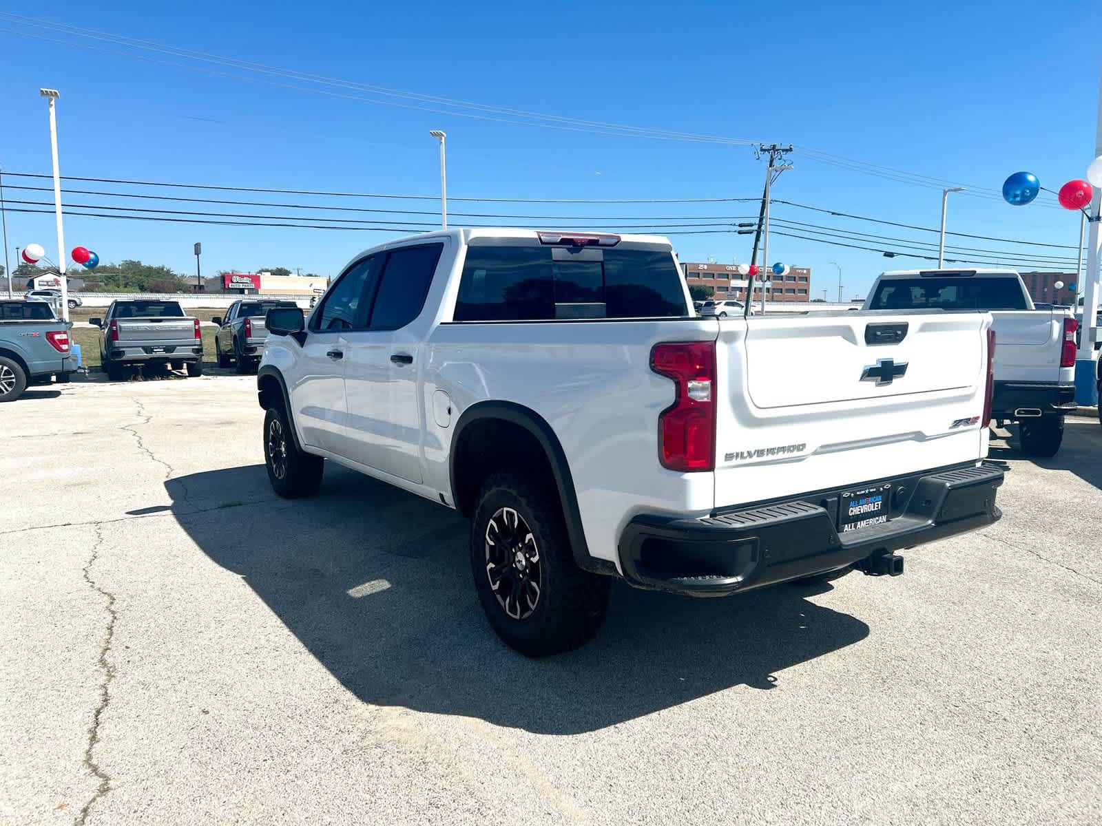 Used 2020 Chevrolet Silverado 1500 RST w/ Texas Edition AWD/4WD image 7