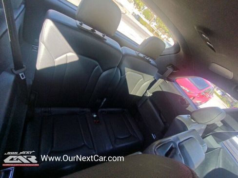 Used 2018 Audi Q7 3.0T Premium Plus w/ Premium Plus Package image 16