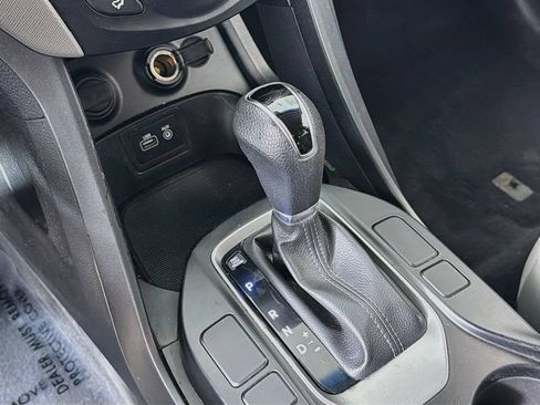 Used 2017 Hyundai Santa Fe Sport AWD/4WD image 16