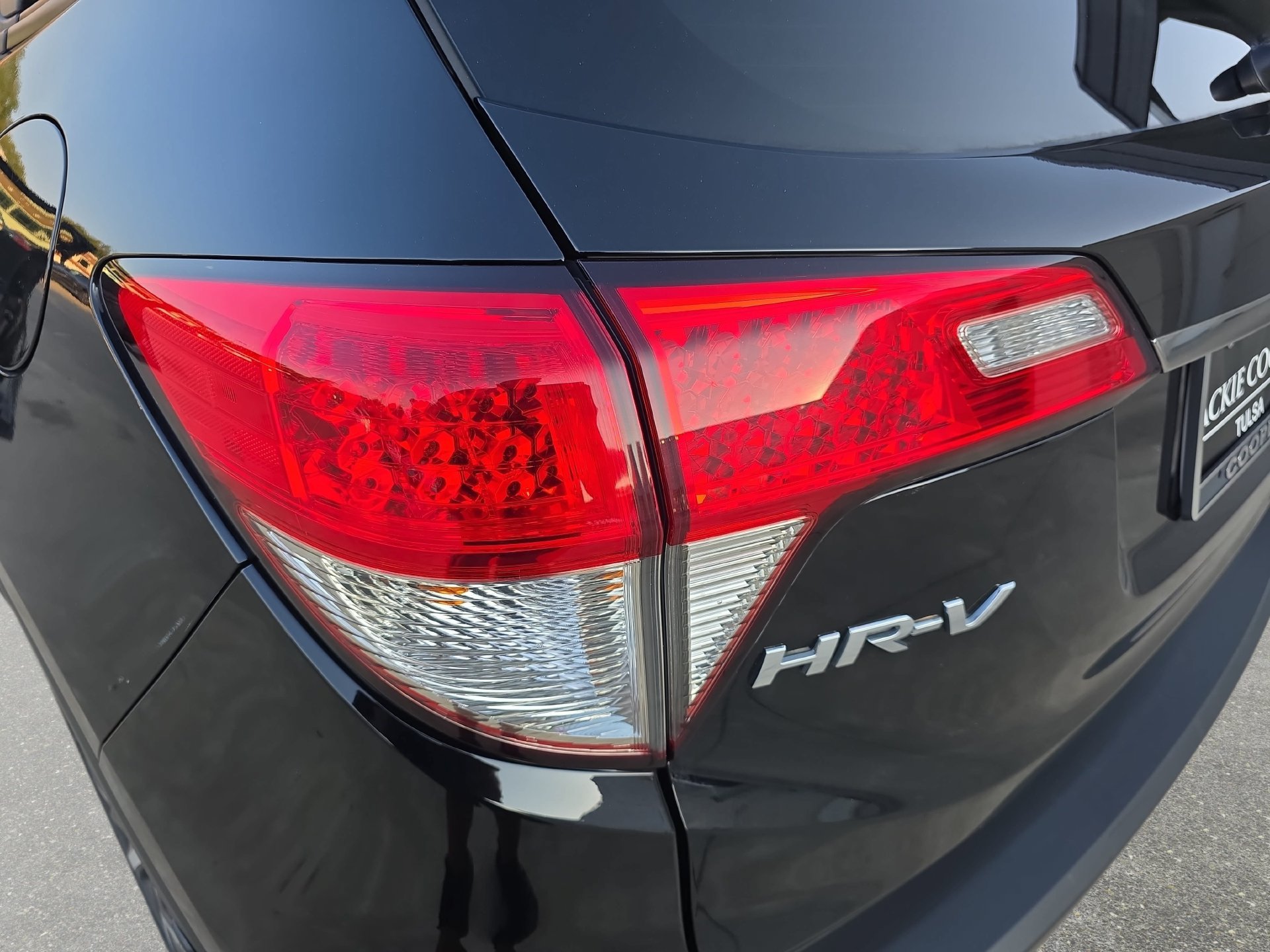 Used 2022 Honda HR-V EX image 32