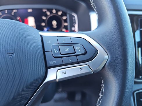 Certified 2023 Volkswagen Atlas SE w/ Panoramic Sunroof Package image 20