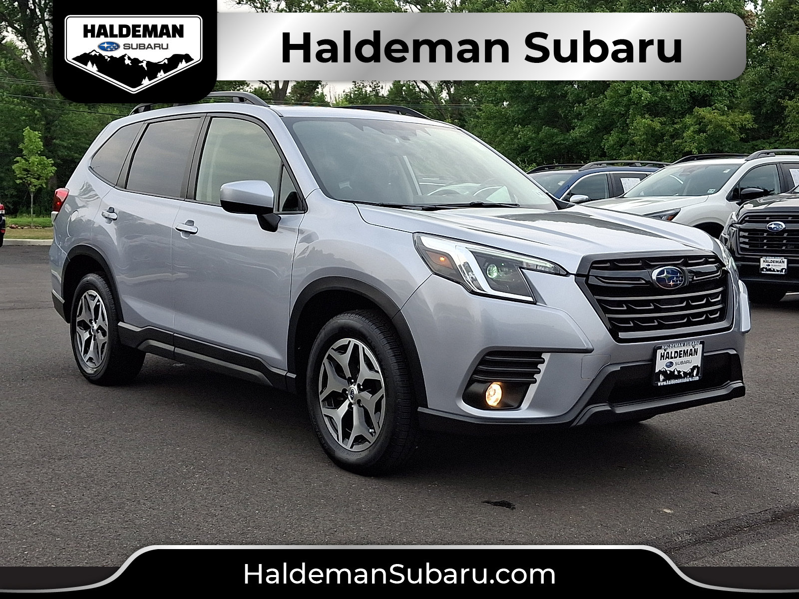 Certified 2023 Subaru Forester Premium AWD/4WD image 1