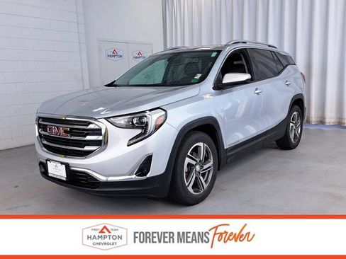 Used 2020 GMC Terrain SLT FWD image 1