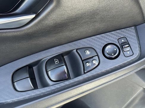 Certified 2024 Nissan Sentra SV FWD image 18