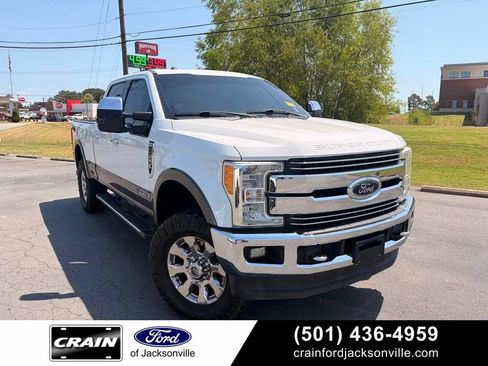 Used 2017 Ford F250 Lariat w/ Chrome Package AWD/4WD image 1