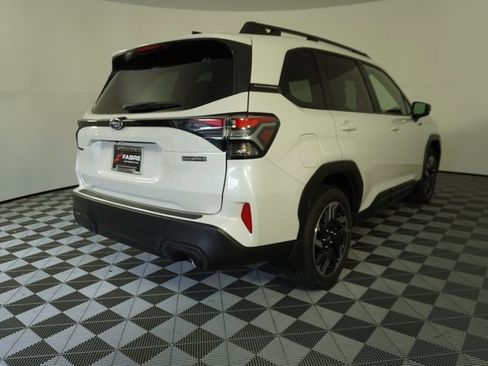 New 2025 Subaru Forester Limited w/ Popular Package image 7