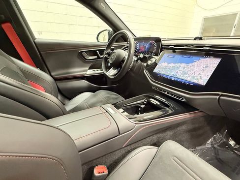 Used 2025 Mercedes-Benz E 53 AMG e 4MATIC Sedan image 48