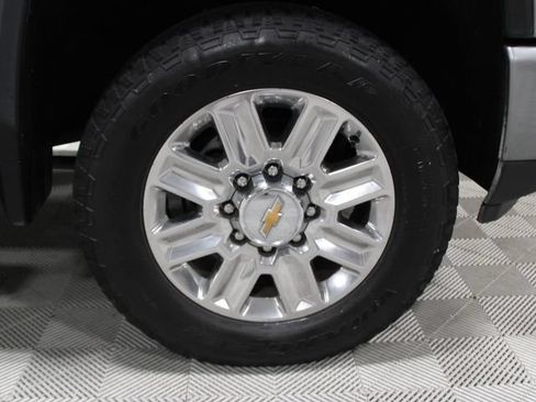 Used 2024 Chevrolet Silverado 2500 High Country w/ High Country Premium Package AWD/4WD image 44