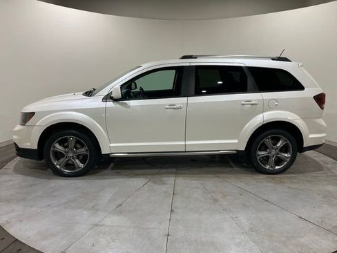 Used 2017 Dodge Journey Crossroad w/ Popular Equipment Group image 8