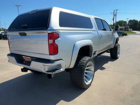 Used 2021 Chevrolet Silverado 2500 High Country AWD/4WD image 7