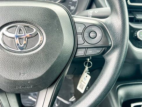 Used 2024 Toyota Corolla LE image 25