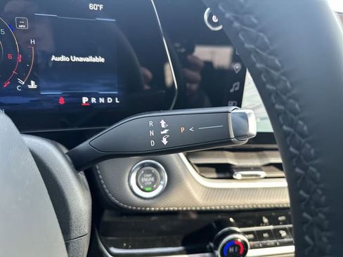 New 2026 Chevrolet Equinox LT w/ Convenience Package II image 17