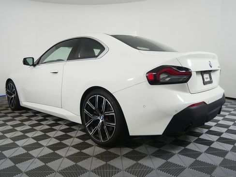 Certified 2022 BMW 230i Coupe w/ Premium Package 2 image 5