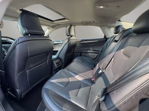 Used 2017 Ford Fusion Energi Titanium FWD image 14