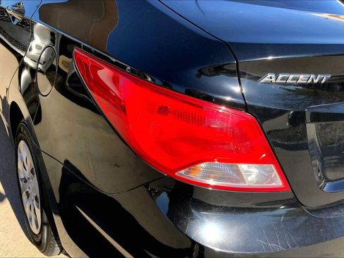 Used 2015 Hyundai Accent GLS image 26