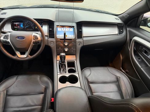 Used 2018 Ford Taurus SEL w/ Equipment Group 201A image 30