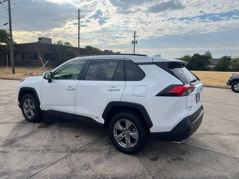 Used 2023 Toyota RAV4 XLE w/ Convenience Package AWD/4WD image 29