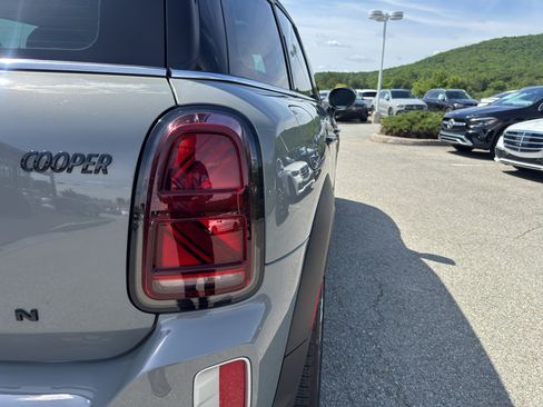 Used 2022 MINI Cooper Countryman FWD image 8