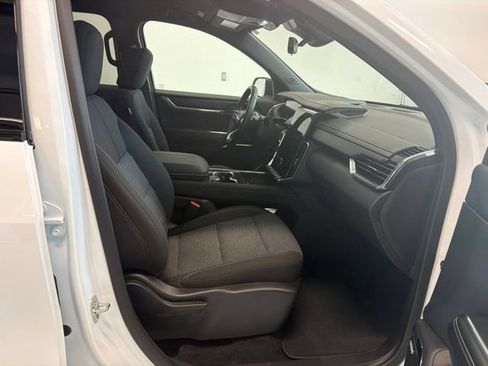 Used 2026 GMC Acadia Elevation w/ Black Edition AWD/4WD image 35