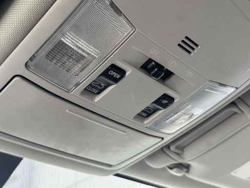 Used 2016 Toyota RAV4 XLE w/ Protection Package image 23