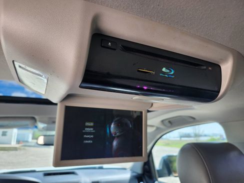 Used 2016 Toyota Sequoia Platinum image 21