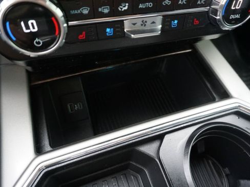Used 2022 Ford F350 Lariat AWD/4WD image 31