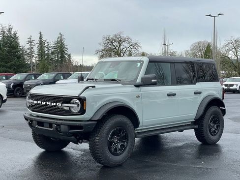 Used 2024 Ford Bronco Wildtrak image 8