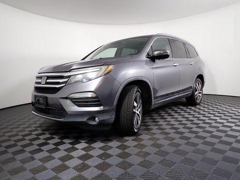 Used 2016 Honda Pilot Elite image 13
