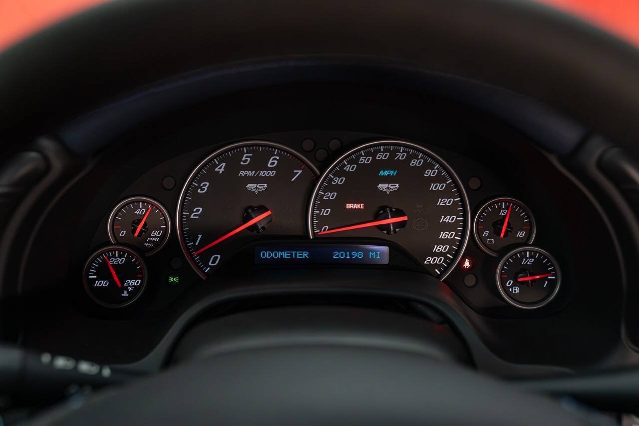 Used 2013 Chevrolet Corvette Grand Sport w/ 4LT Preferred Equipment Group RWD image 48