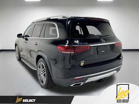 Used 2021 Mercedes-Benz GLS 450 4MATIC image 9