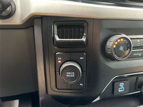 Used 2023 Ford F150 XLT image 27